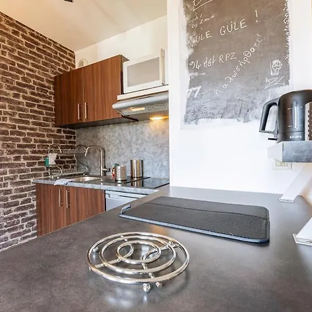 4p - 10min Apartment Montévrain